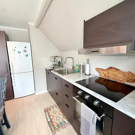 2 Bedrooms 3 Workspaces Ac * ستافانجر